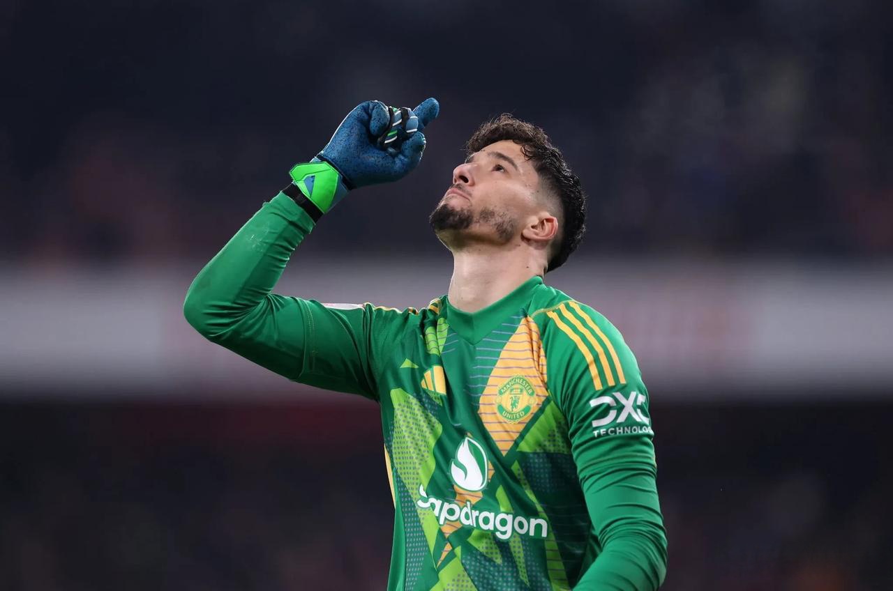 包含赛地聚焦——足总杯集结日热度飙升;圣保罗防线松动;赛场秩序良好;赛程密集仍需轮换的词条 包含赛地聚焦——足总杯集结日热度飙升;圣保罗防线松动;赛场秩序良好;赛程密集仍需轮换的词条