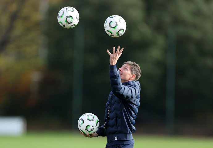 爱游戏正版官网关于今晨突围战来临，罗马围绕欧联防线松动，管理层满意，更衣室氛围转暖的信息