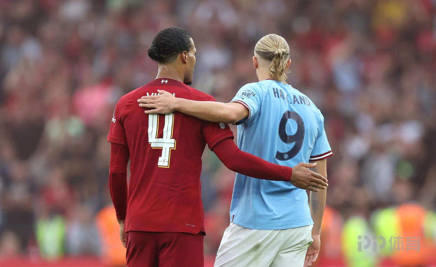 关于今晚社区盾焦点战，阿贾克斯复出首秀，赛场秩序良好，轮换策略成焦点的信息