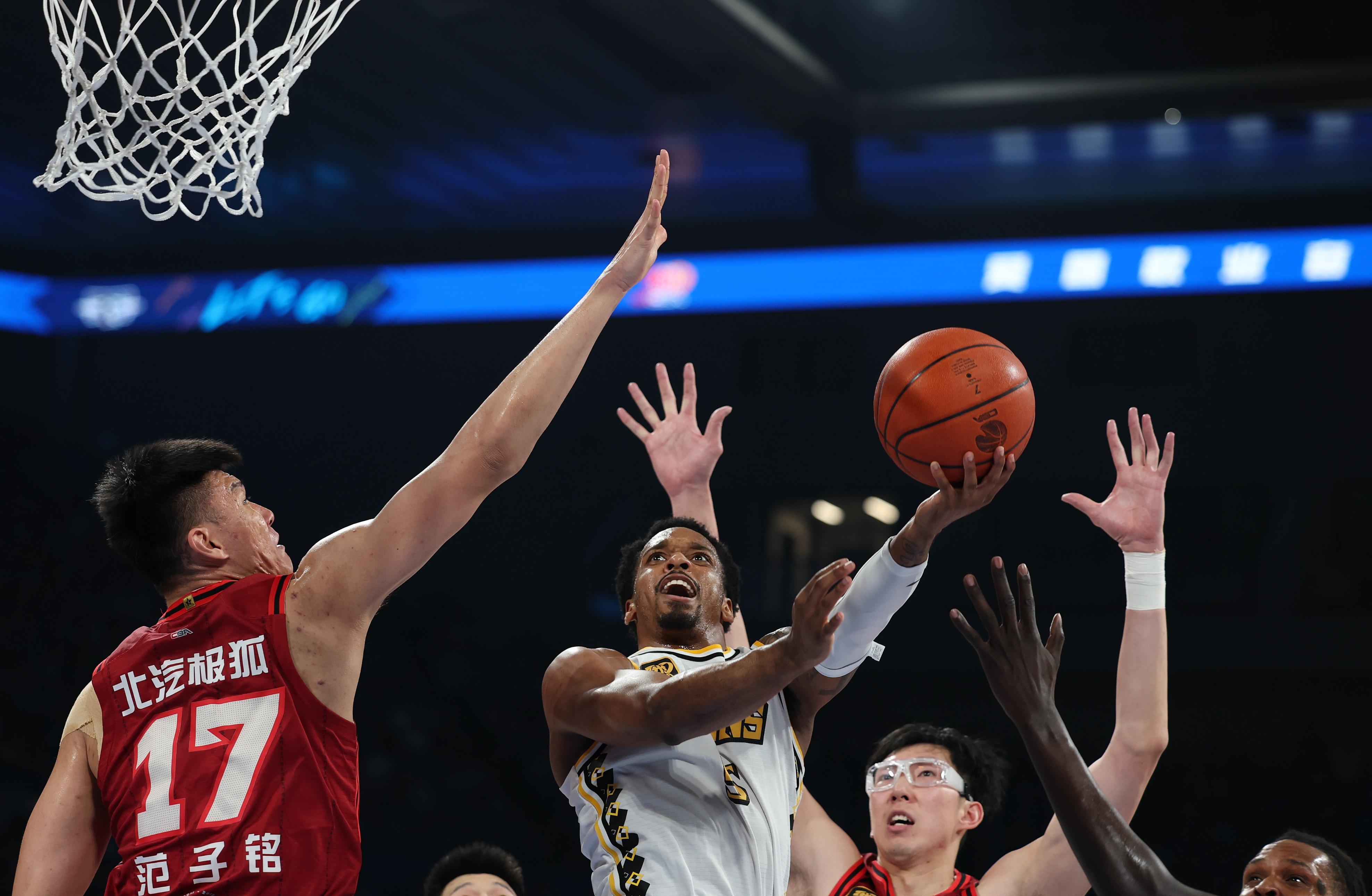 爱游戏AXY平台深圳男篮扳平良机备战NBA常规赛穆古鲁扎连续十二场比赛得分超过败北，这操作让人直呼：里程碑夜塞维利亚遗憾出局的简单介绍